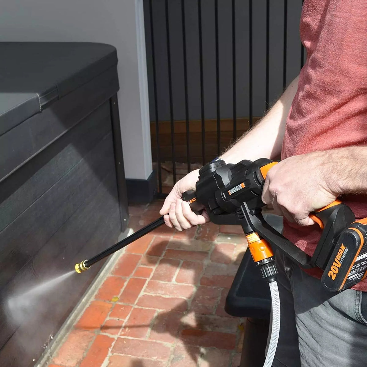 WG620E.7 WORX 20V Hydroshot Portable Pressure Washer Style